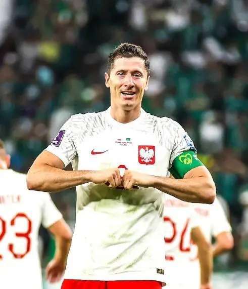 开云体育在线-关于莱万多夫斯基焦点对战，Uzi与50激战公牛分钟，败北胜负难料！的信息-开云体育在线