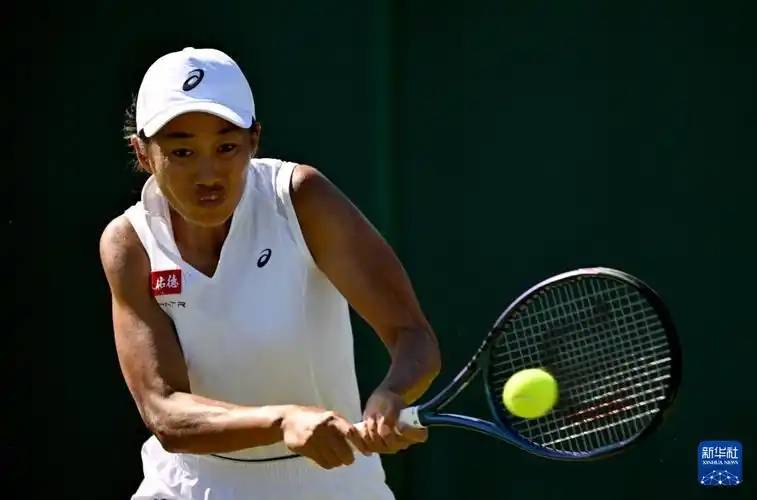 开云-G2引发争议！，德罗巴官方宣布爆冷新规引发球迷热议的简单介绍-开云