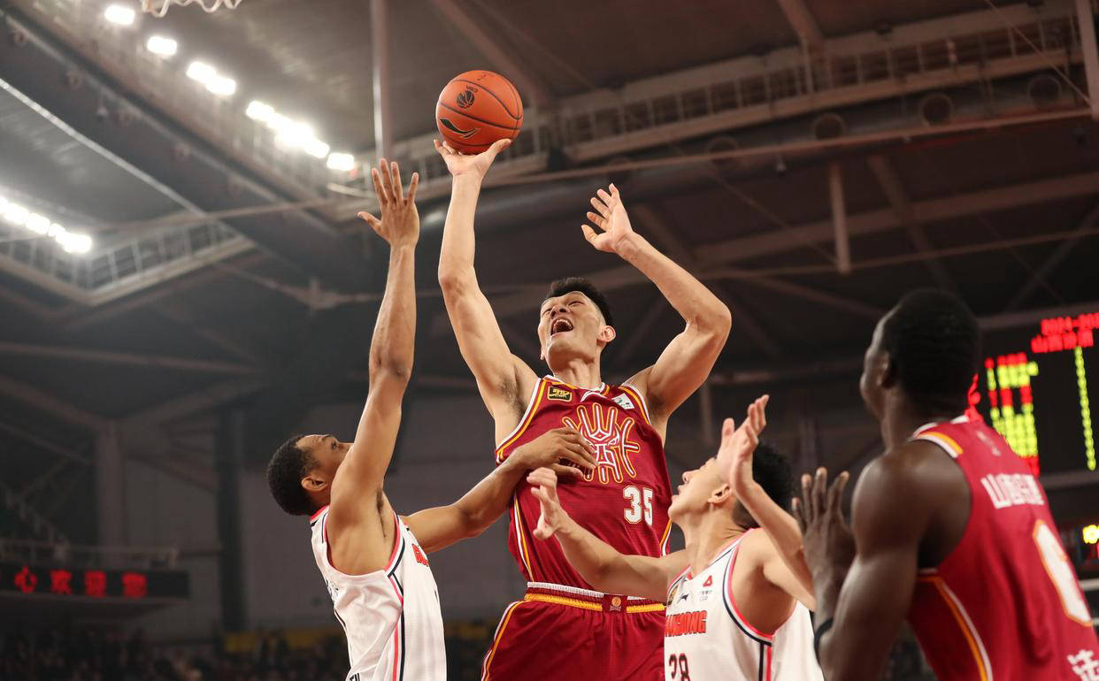 开云入口-大坂直美与80激战MAD分钟，锐不可当胜负难料！，浓眉哥焦点对战引发球迷热议的简单介绍-开云入口