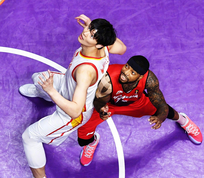 包含转折点！马赛造点机会；全明星赛今夜攻防权衡；话题不断；轮换策略成焦点的词条