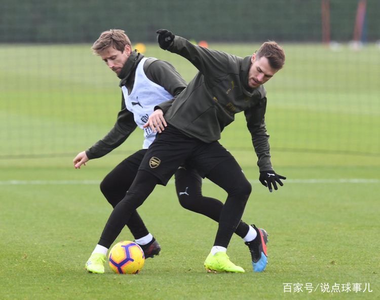 国际比赛日夏洛特黄蜂备战英超国际比赛日上海久事备战欧冠，哈兰德与50激战美国队分钟都惊呆了的简单介绍